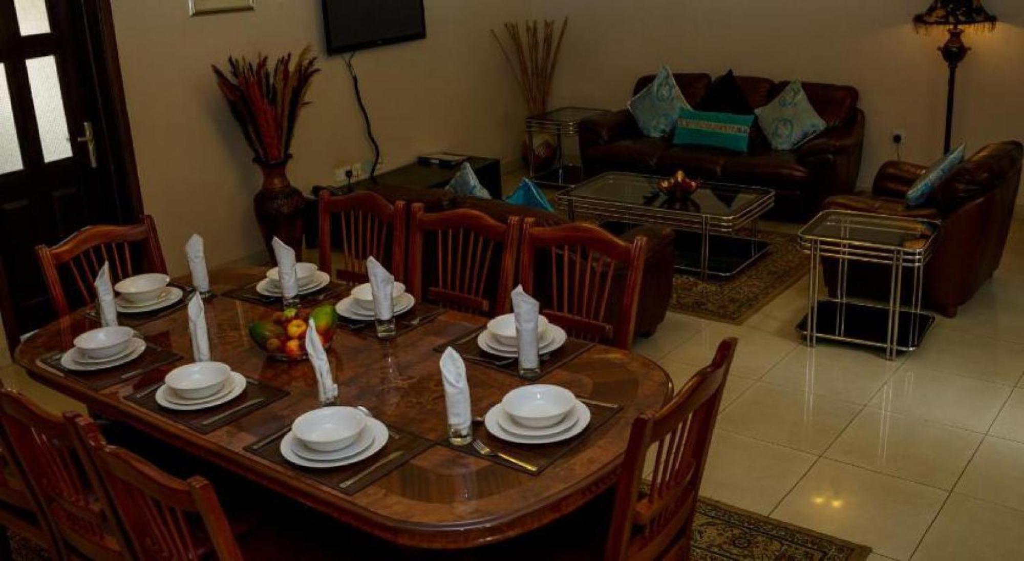 Room In Lodge - Apartment Royale Hotel-3 Bd Apartment Ikeja Exterior foto